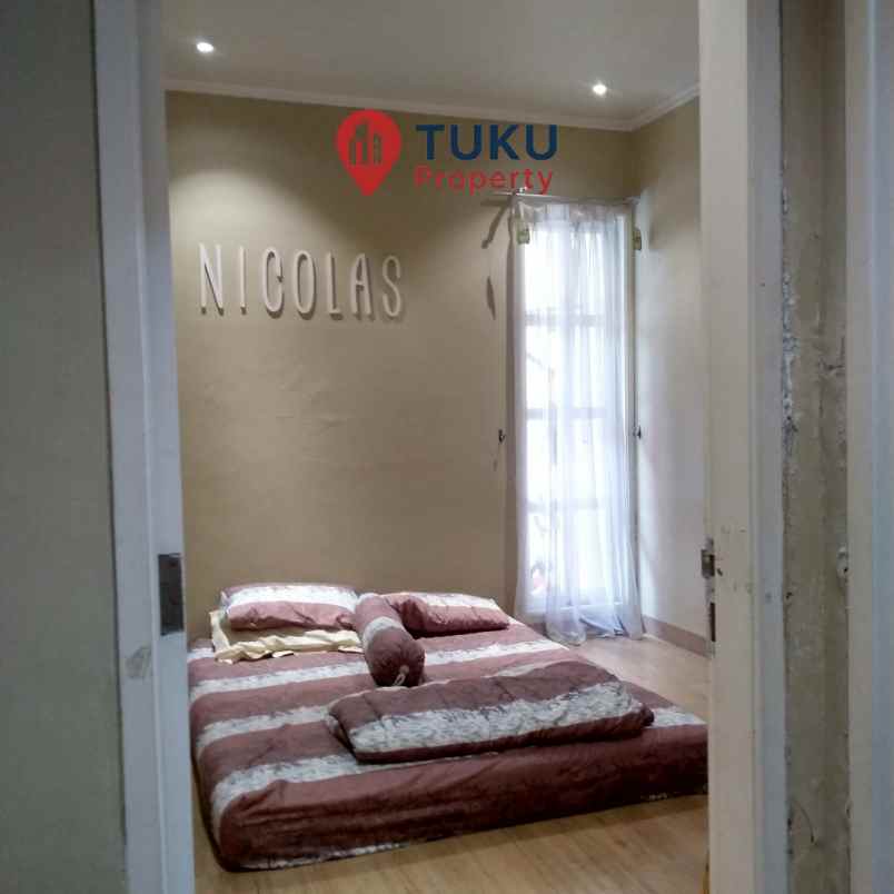 dijual rumah furnished murah di delatinos bsd