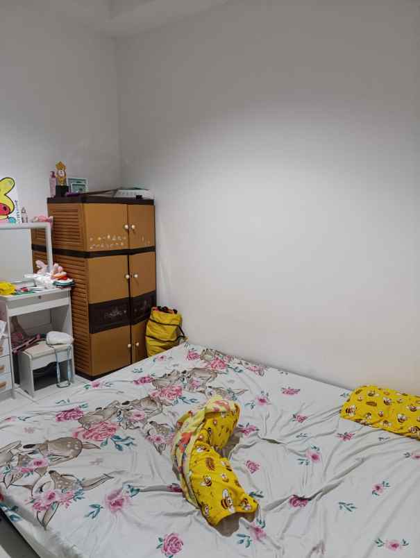 dijual rumah gading griya residence