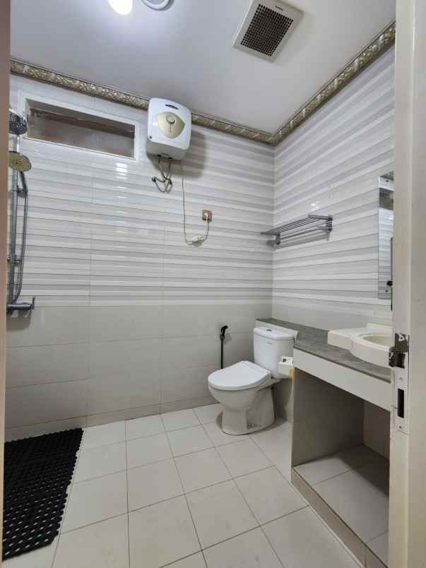 dijual rumah gading kusuma kelapa gading