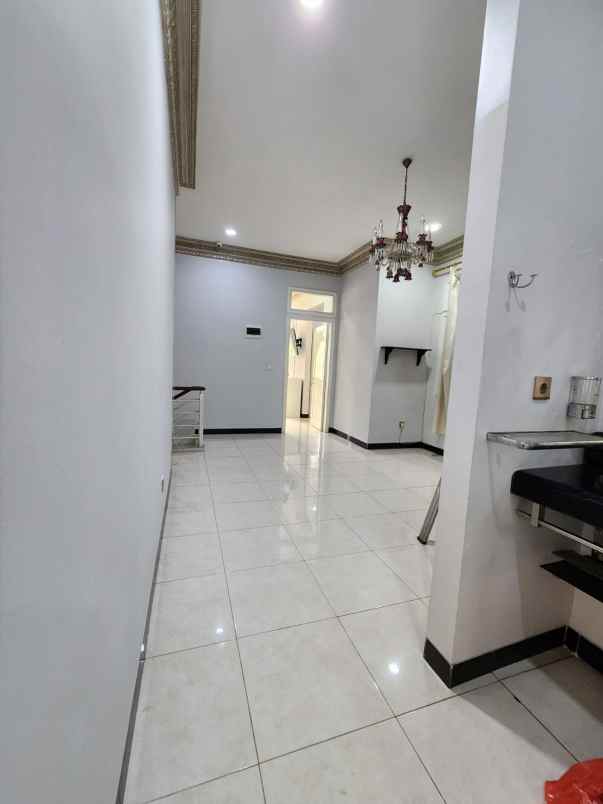 dijual rumah gading kusuma kelapa gading