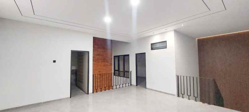 dijual rumah gayungsari barat surabaya