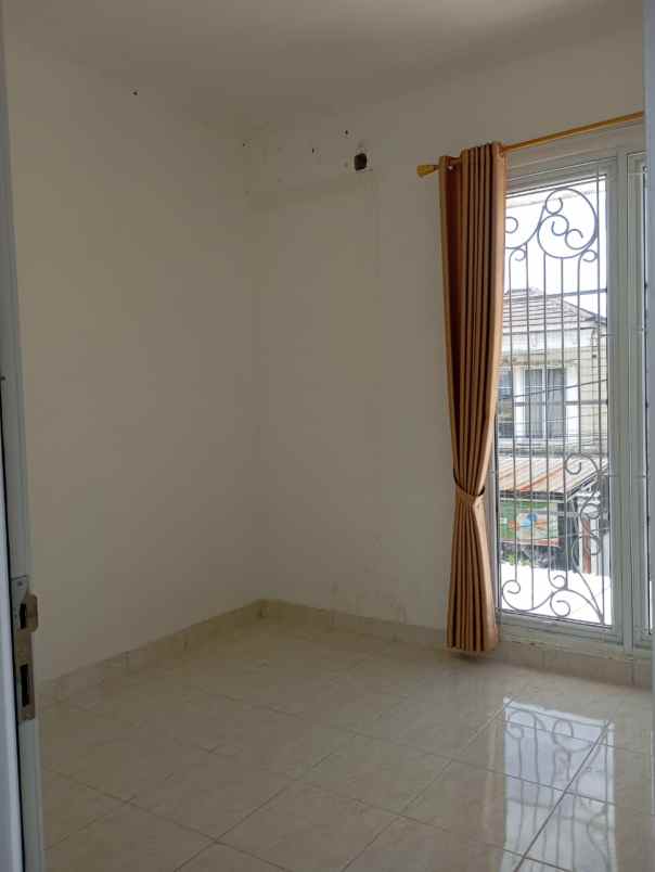 dijual rumah gdc sukmajaya depok