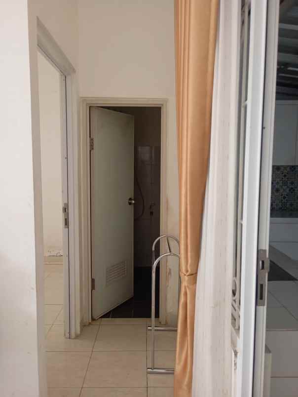 dijual rumah gdc sukmajaya depok