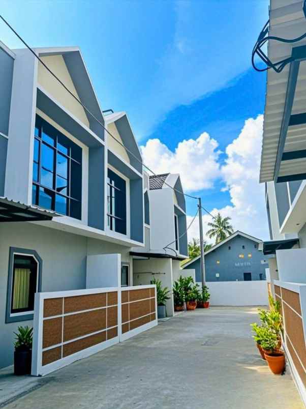 dijual rumah gn swadaya