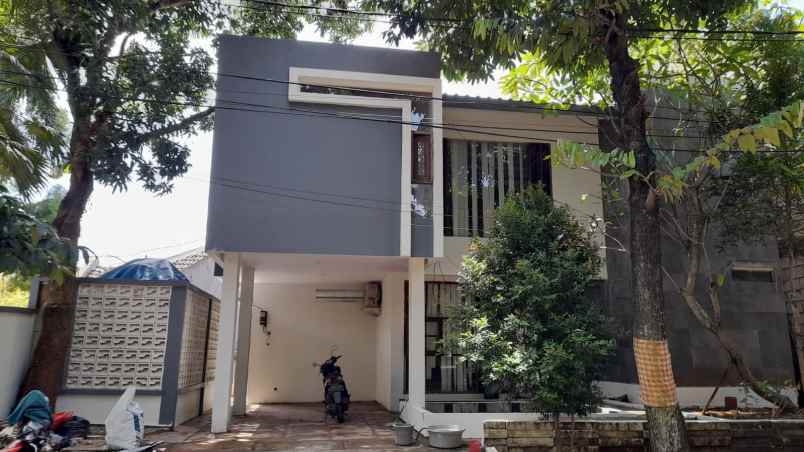 dijual rumah graha raya bintaro