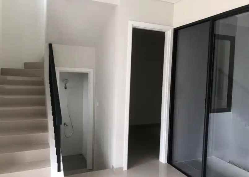 dijual rumah graha raya fortune