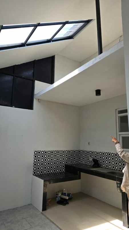 dijual rumah grand d pillar residence