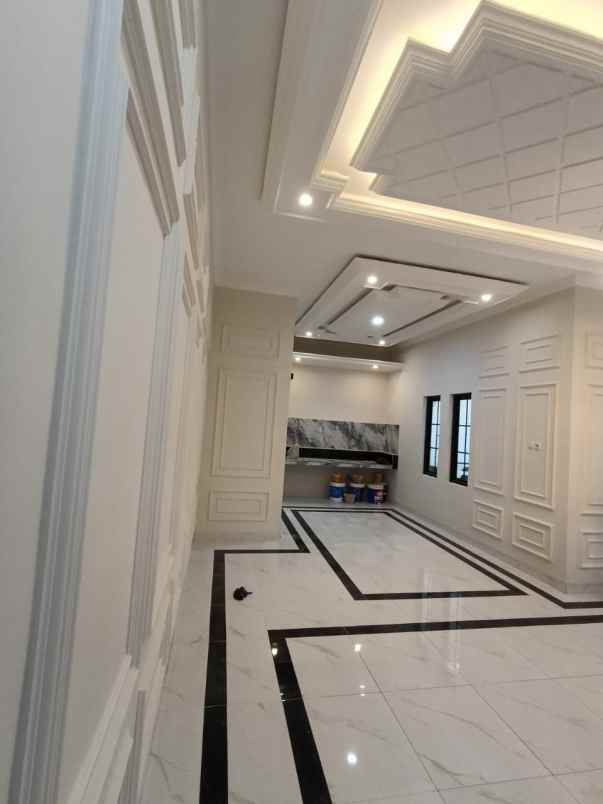 dijual rumah grand depok city