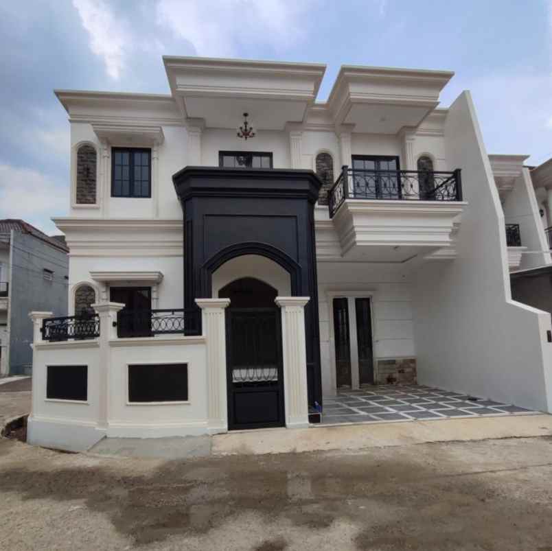 dijual rumah grand depok city