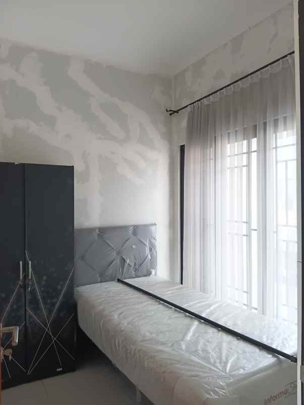 dijual rumah grand milenia regency