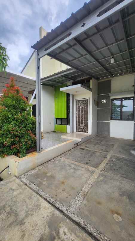 dijual rumah green ara cluster ebony