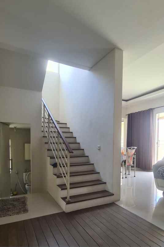 dijual rumah greenhill citraland utara
