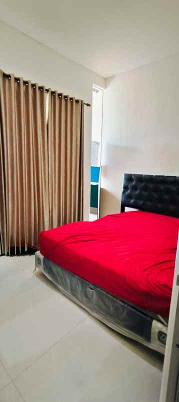 dijual rumah greenland