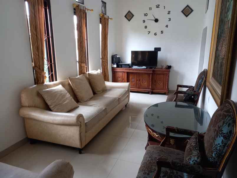 dijual rumah griya asri cilodong