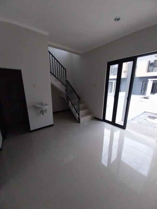dijual rumah gunungsari