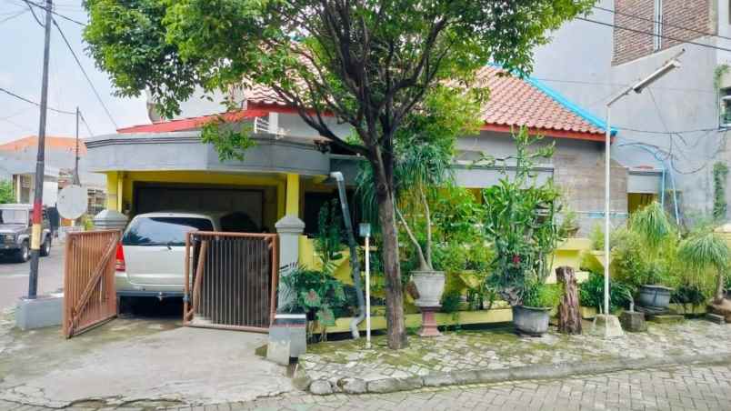 dijual rumah gunungsari karangpilang