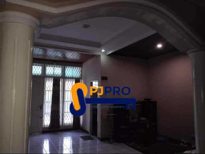 dijual rumah harapan indah
