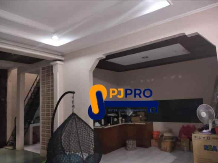 dijual rumah harapan indah