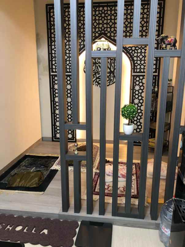 dijual rumah heavenland park cluster