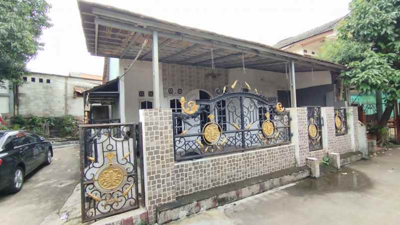 dijual rumah hook di jatikramat indah bekasi