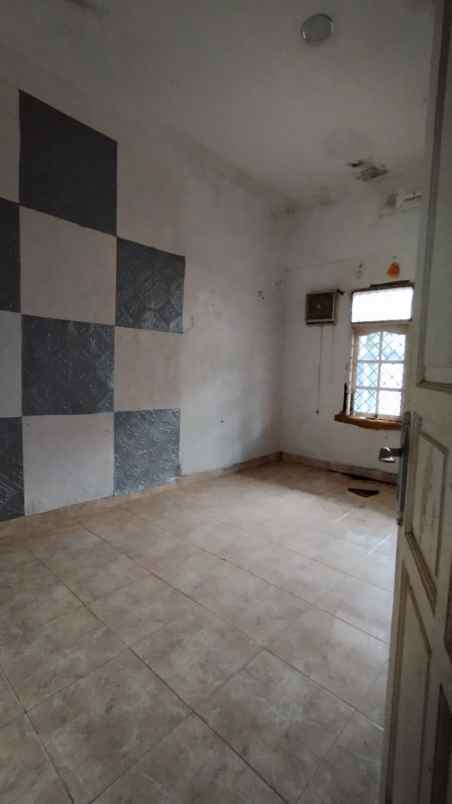 dijual rumah hook di jatikramat indah bekasi
