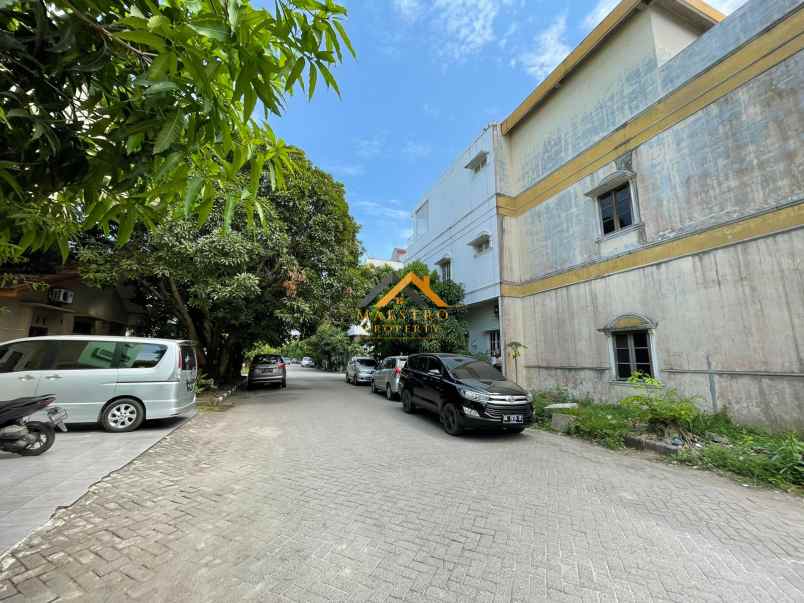 dijual rumah hook komplek cemara asri jalan kiwi medan