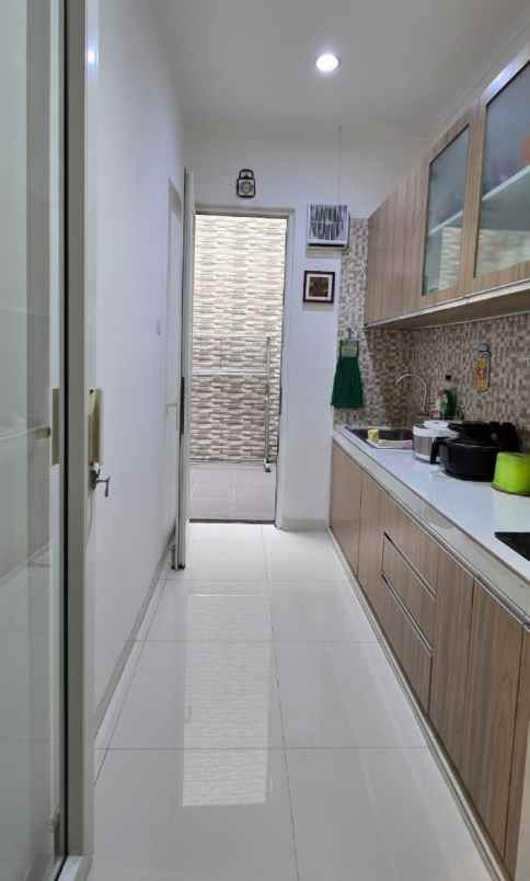 dijual rumah imperial gading sukapura