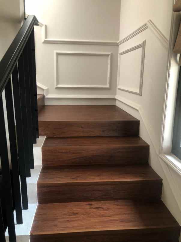 dijual rumah jakarta garden city