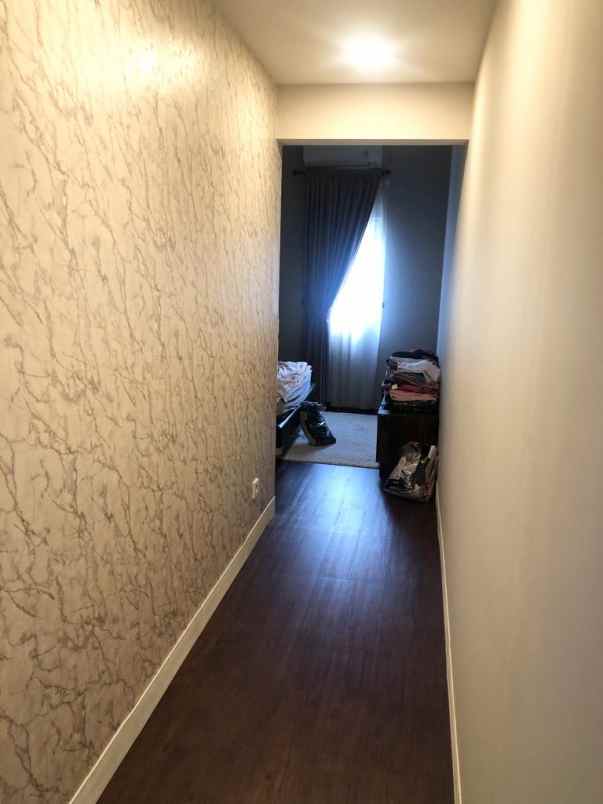 dijual rumah jakarta garden city