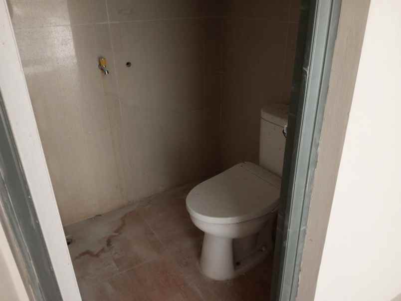 dijual rumah jalan alternatif kota