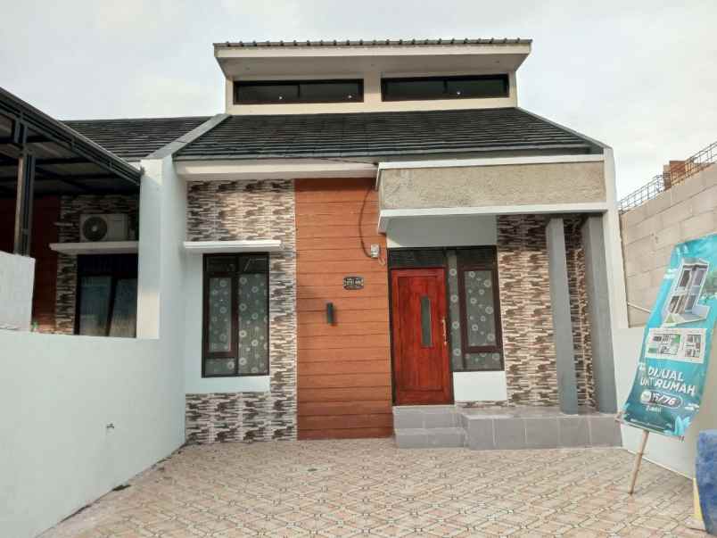 dijual rumah jalan alternatif kota