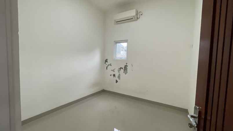 dijual rumah jalan alternatif kota