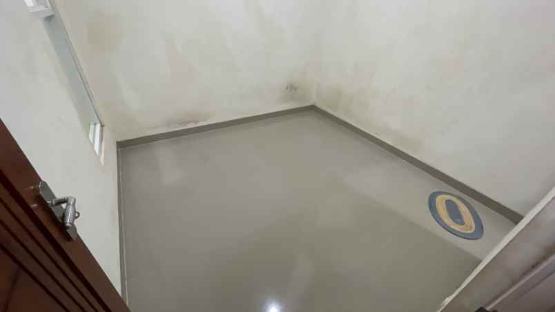 dijual rumah jalan alternatif kota