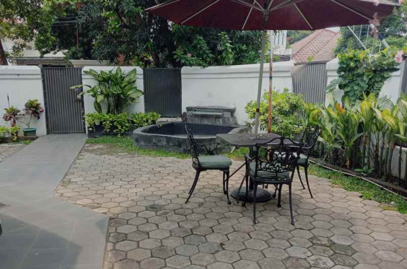 dijual rumah jalan asem raya cipete