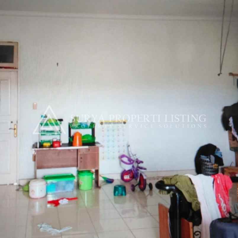 dijual rumah jalan asrama komplek bumi asri