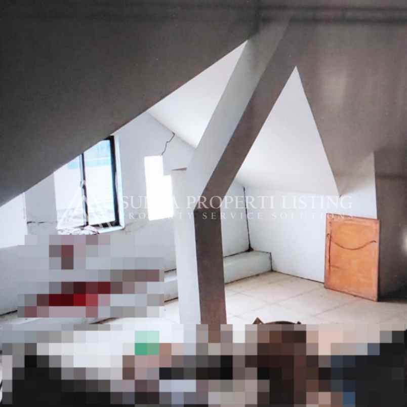 dijual rumah jalan asrama komplek bumi asri