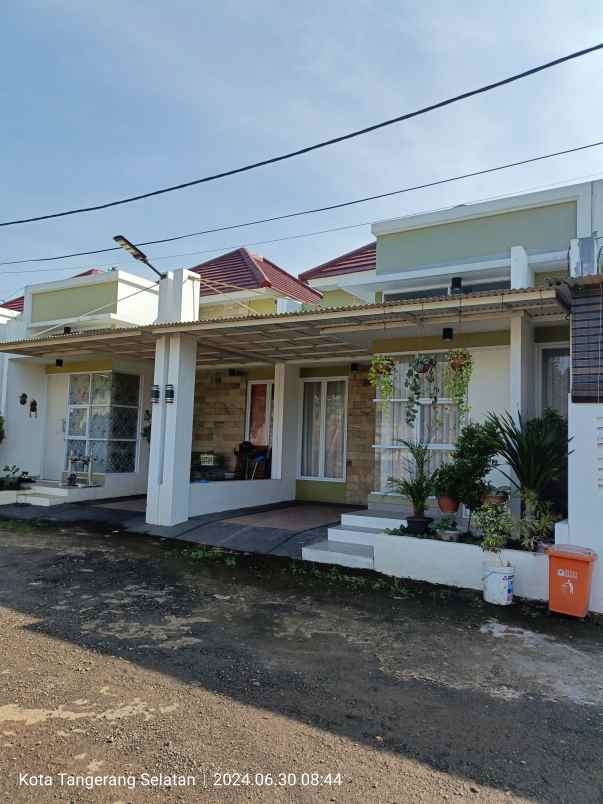 dijual rumah jalan betet 1