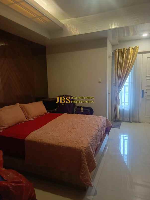 dijual rumah jalan bunga tanjung xi