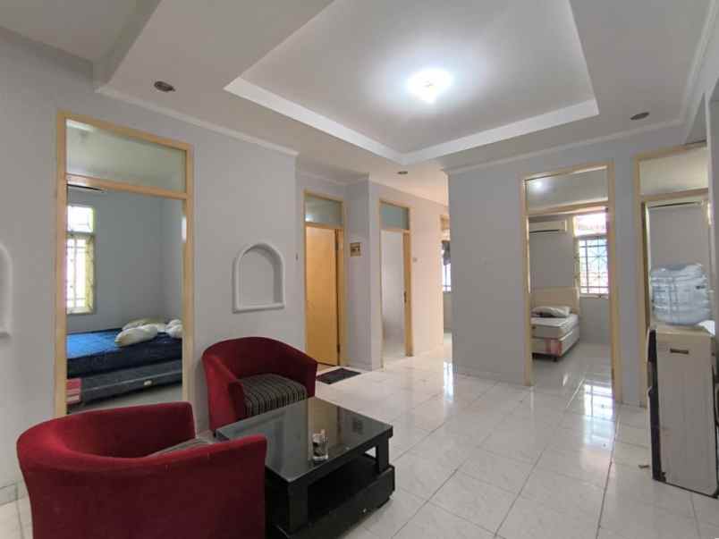 dijual rumah jalan cempaka putih tengah