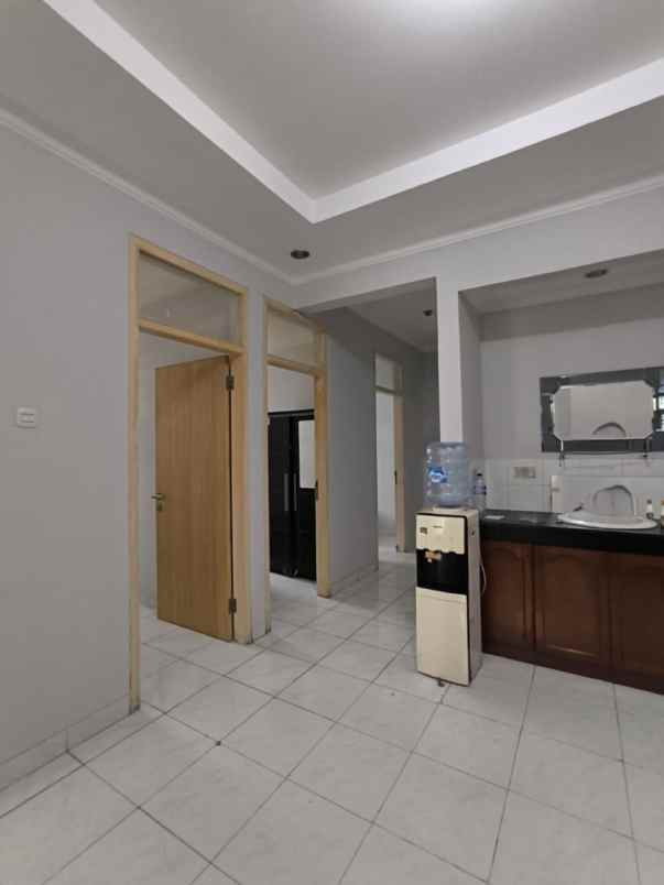 dijual rumah jalan cempaka putih tengah