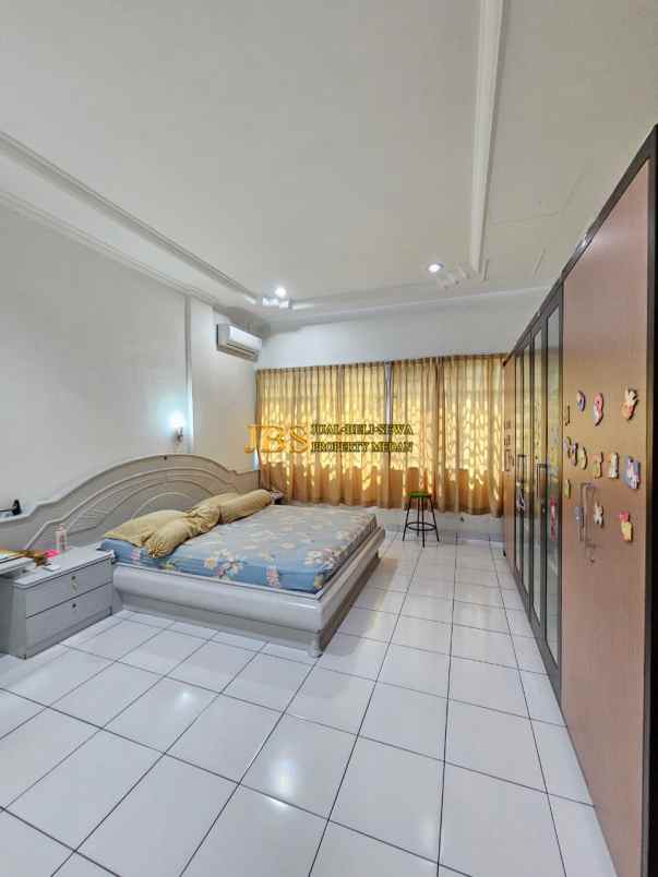 dijual rumah jalan kalianda dekat jl m