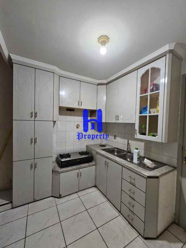 dijual rumah jalan kalianda dekat jl m