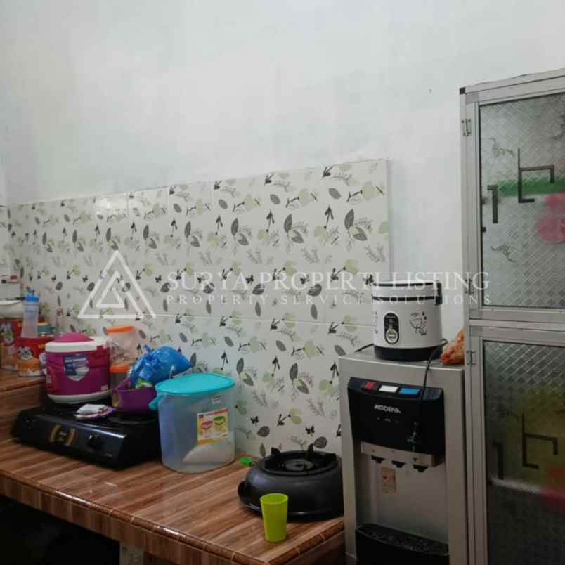 dijual rumah jalan makmur anggrek 10