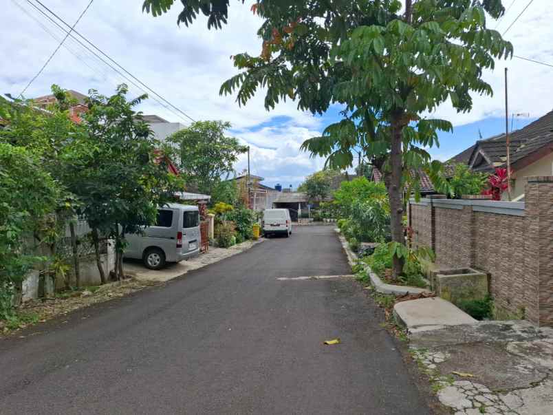 dijual rumah jalan pesantren