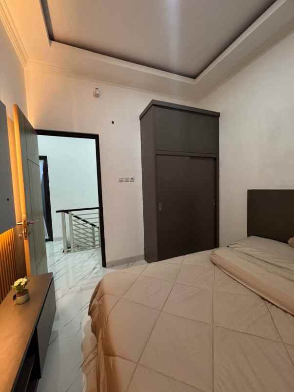 dijual rumah jalan radar auri cimanggis