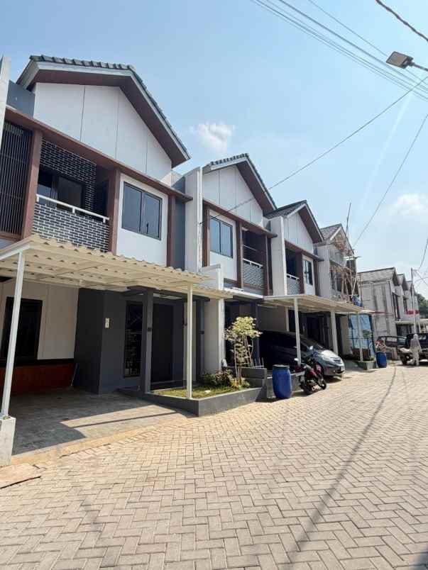 dijual rumah jalan radar auri cimanggis