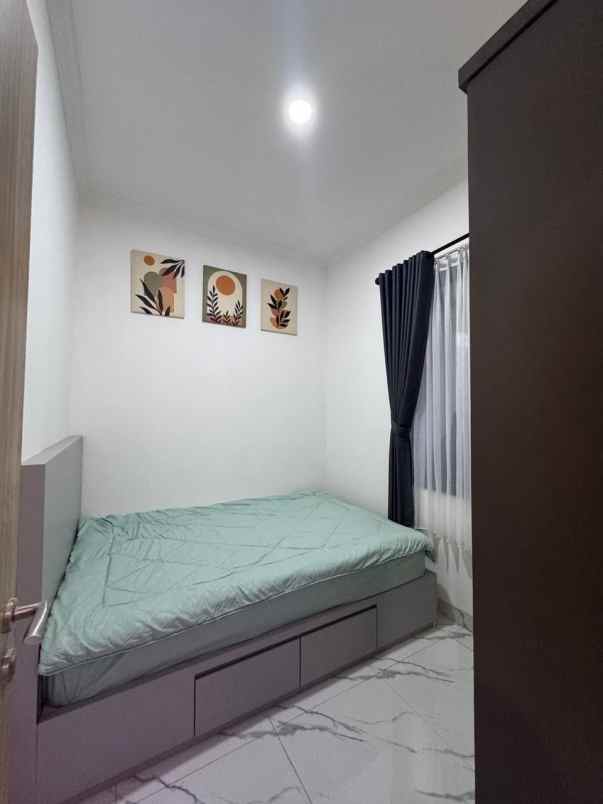 dijual rumah jalan radar auri cimanggis