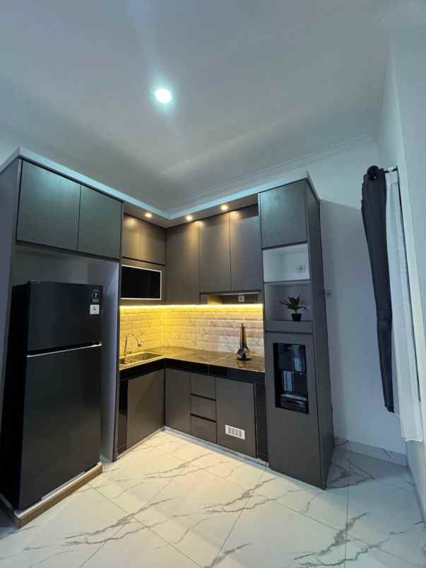 dijual rumah jalan radar auri cimanggis