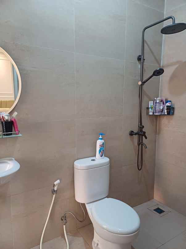 dijual rumah jalan rajabrana cimanggis