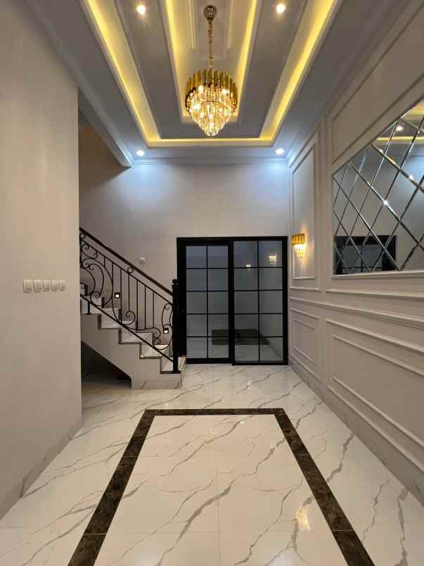 dijual rumah jalan rancho pasar minggu